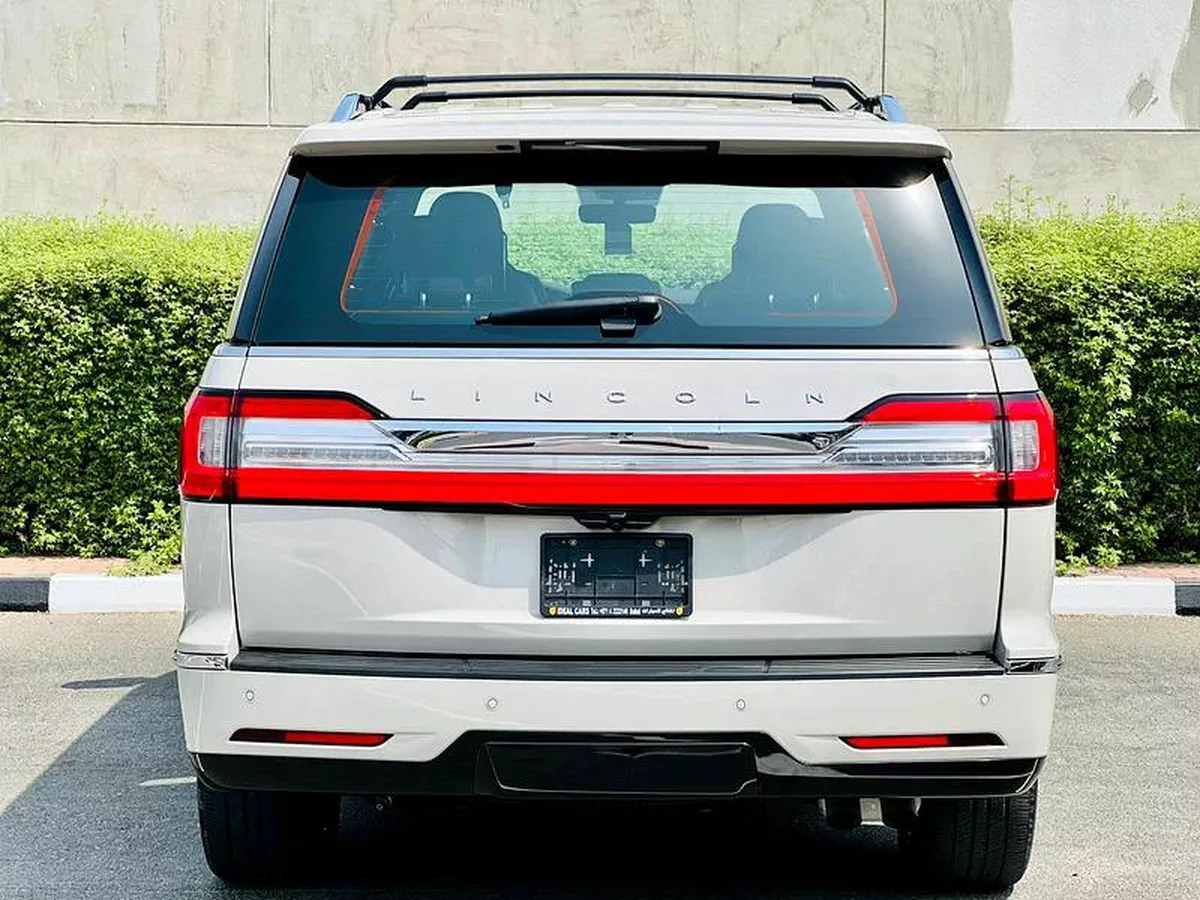 LINCOLN NAVIGATOR RESERVE | GCC SPECS | KMS: 71,000 | YEAR:2019 | FULL-SERVICE HISTORY BY AGENCY-3-3