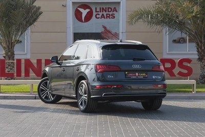 Audi Q5 2019-13