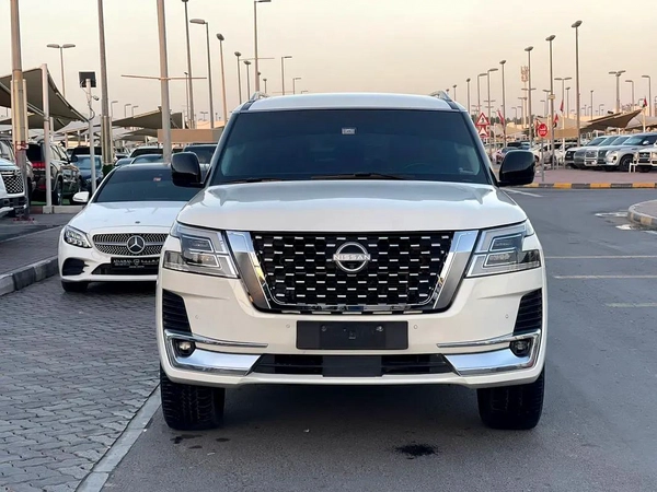 Nissan Patrol LE 2015 GCC Specs - Well Maintained