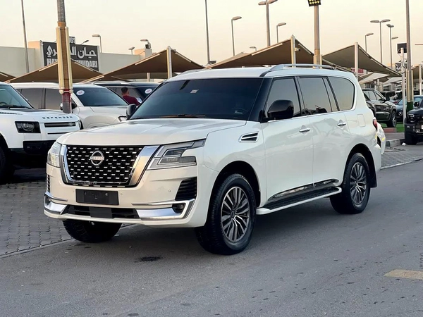 Nissan Patrol LE 2015 GCC Specs - Well Maintained