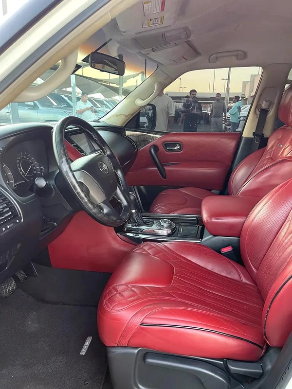 Nissan Patrol LE 2015 GCC Specs - Well Maintained