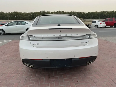 Lincoln MKZ Premiere-4