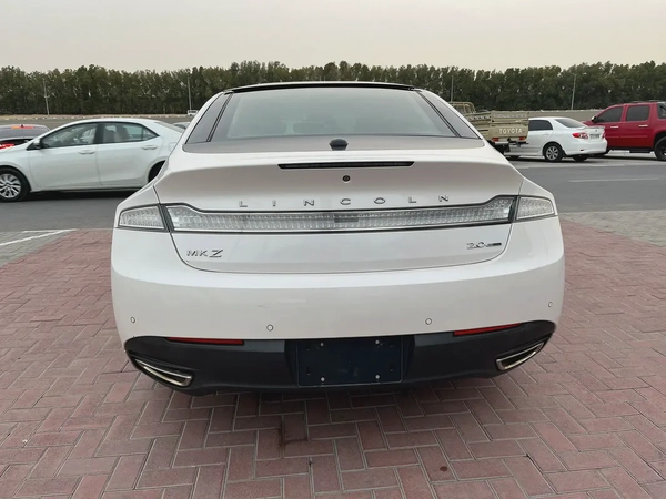 Lincoln MKZ Premiere