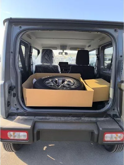 Suzuki Jimny GLX SUZUKI JIMNY 1.5L 4×4-6