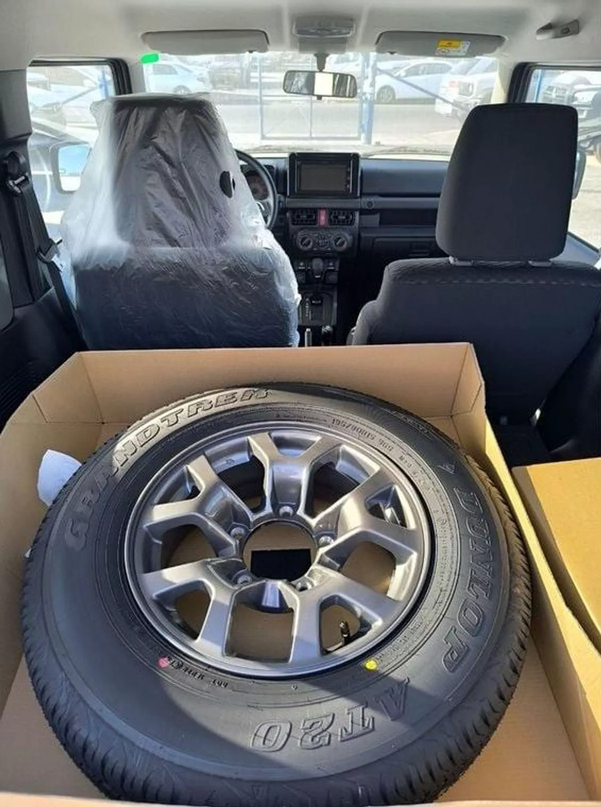 Suzuki Jimny GLX SUZUKI JIMNY 1.5L 4×4-11-0