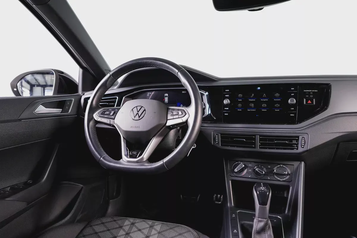 Volkswagen Tiago -R Line - Black Pack-12-12