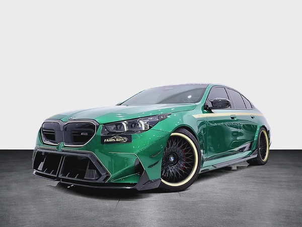 BMW M5 GCC +FULL CARBON MANHART KIT +AGENCY WARRANTY TILL 2031 +AKRAPOVIC EXHAUST+ HRE FORGED WHEELS
