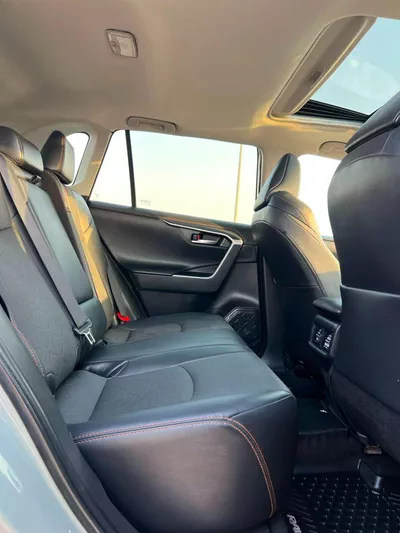 Toyota RAV4 ADVENTURE 2021 Toyota Rav4 Full Option 2.5L V4 - Rear Camera - Sunroof - Leather Seat - AWD 4x4 --12