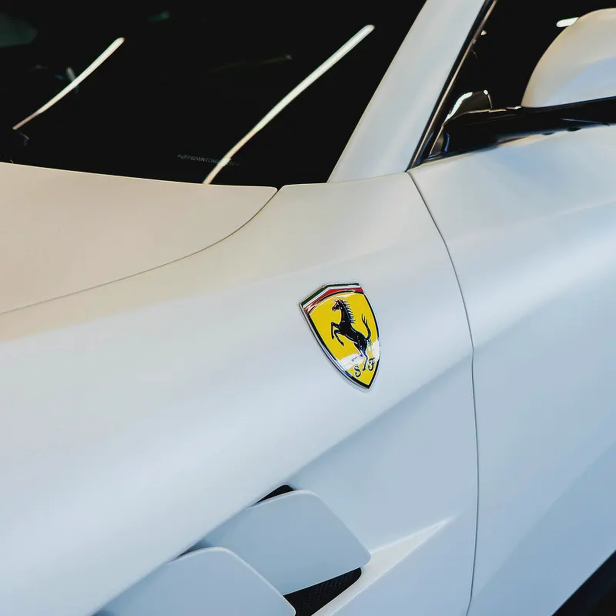 AED 17,256 P.M • 0% Downpayment • Ferrari GTC4Lusso • 1 Year Warranty-7-7
