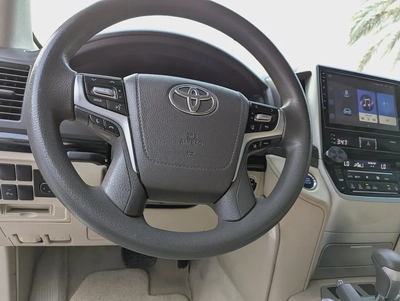Toyota Land Cruiser GXR 2019 Facelifted 2025 | V6 4.0L | GCC Specs | Full Option | Excellent Conditi-18