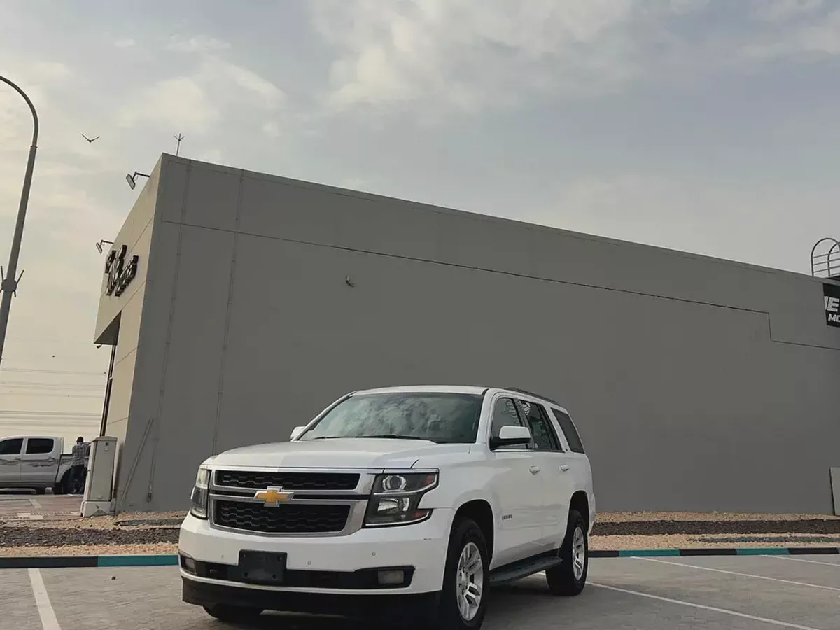 Chevrolet Tahoe LS 2016-2-2