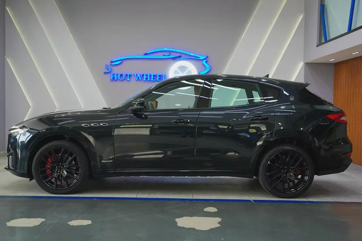 2019 - Maserati Levante SQ4 - GCC-5-5