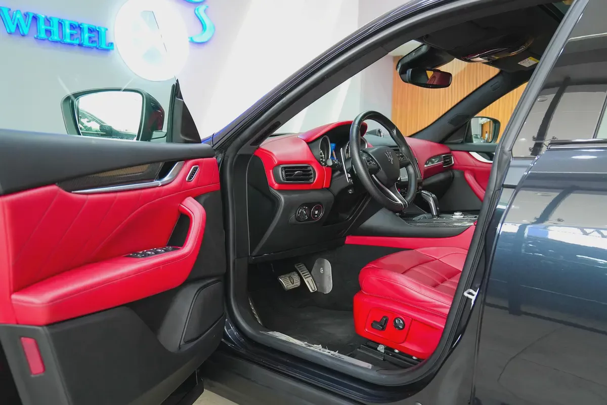2019 - Maserati Levante SQ4 - GCC-8-8