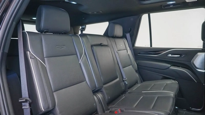 UAEs Very Best Example | AED 3,302 PM | Escalade Sport Premium 8 Seater-6