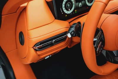 2026 ASTON MARTIN DB12-9