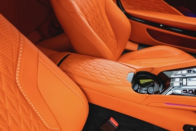 2026 ASTON MARTIN DB12-16