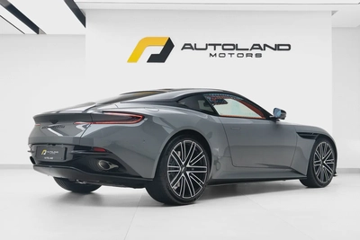 2026 ASTON MARTIN DB12-1