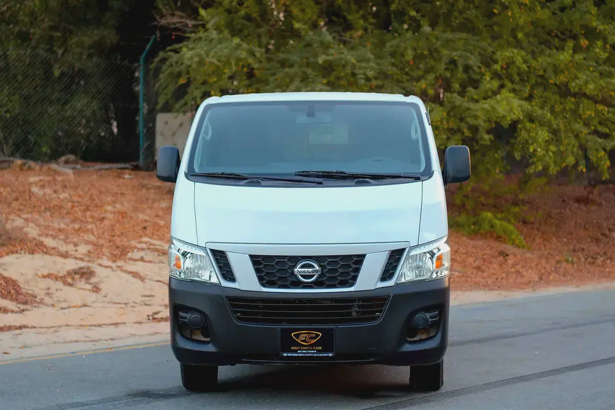 2016 Nissan Urvan | Delivery Van | GCC Specs | Ref#N03549-4-4