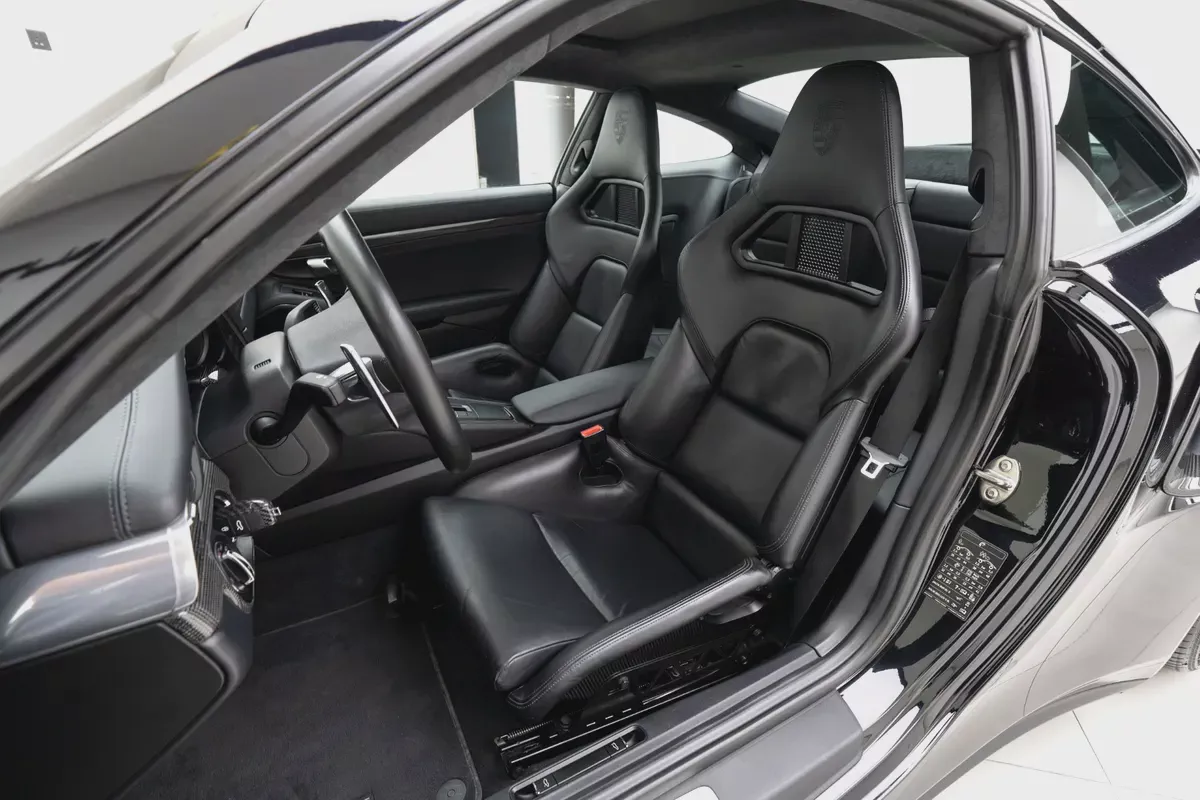 2015 PORSCHE 911 TURBO - EUROPEAN SPECS - LOW MILEAGE-18-18