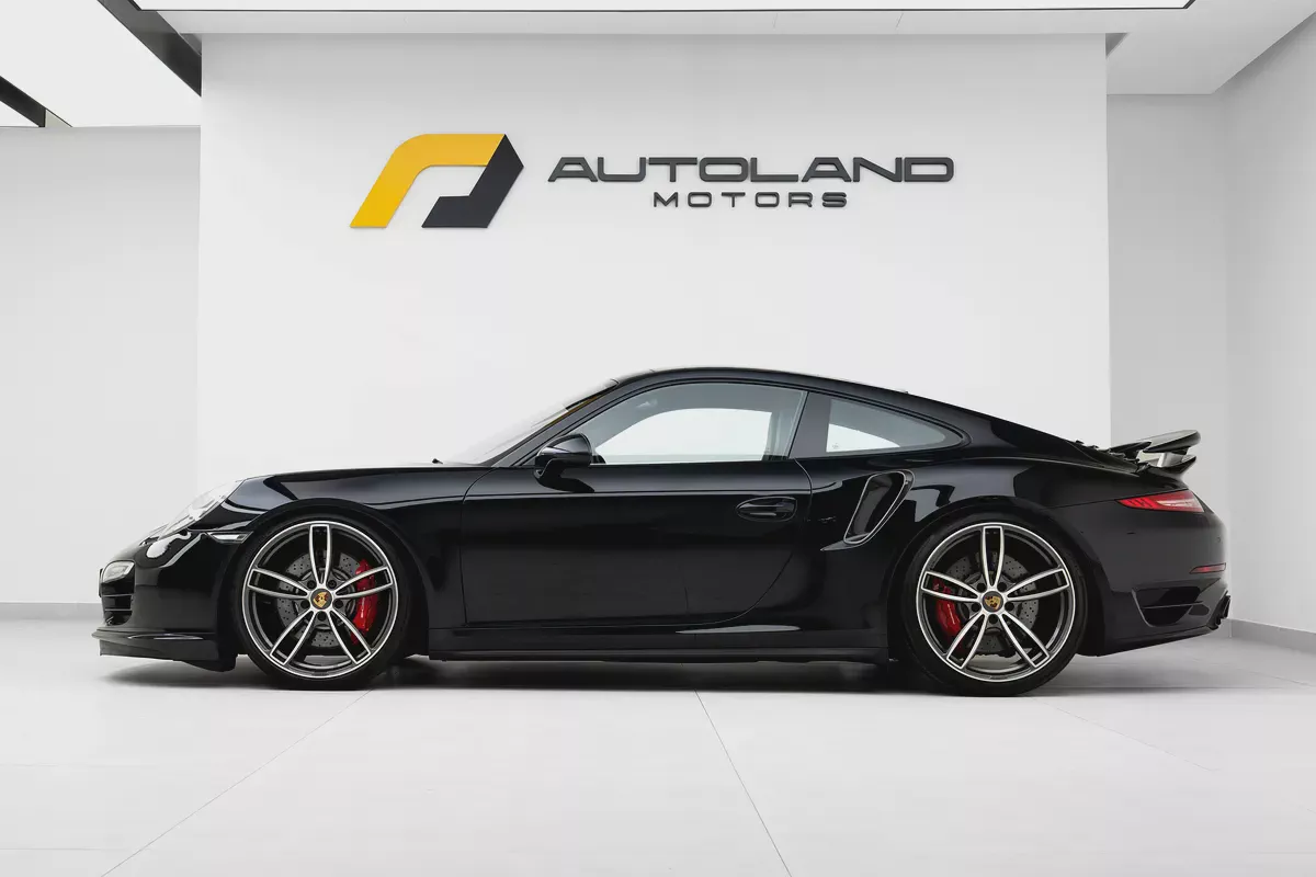 2015 PORSCHE 911 TURBO - EUROPEAN SPECS - LOW MILEAGE-2-2