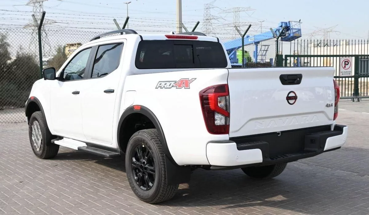 Nissan Navara Nissan Navara 2.5L diesel pro4 4x4 MY2025-12-0