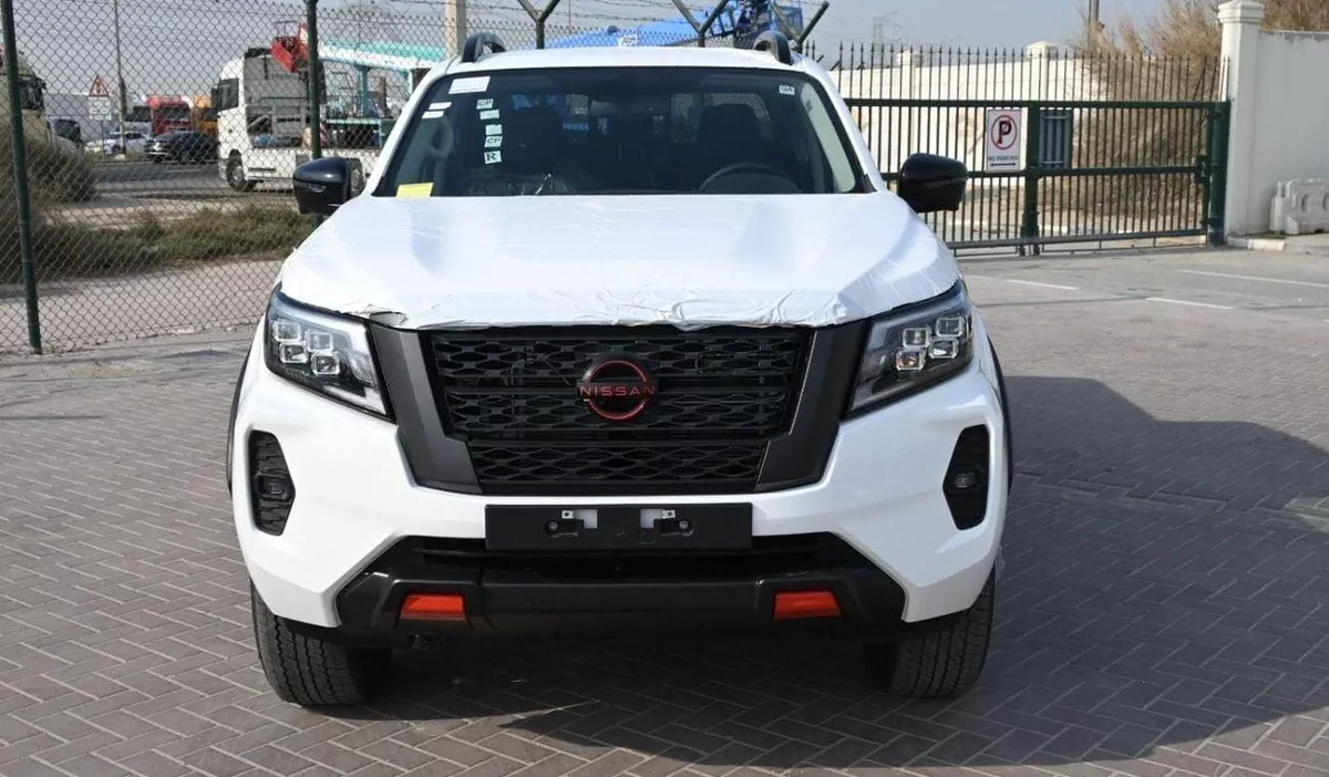 Nissan Navara Nissan Navara 2.5L diesel pro4 4x4 MY2025