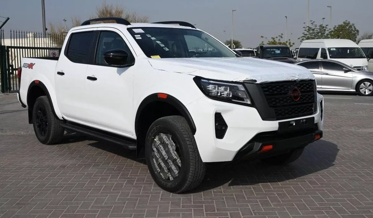 Nissan Navara Nissan Navara 2.5L diesel pro4 4x4 MY2025-3-0