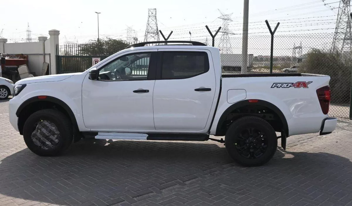 Nissan Navara Nissan Navara 2.5L diesel pro4 4x4 MY2025-5-0
