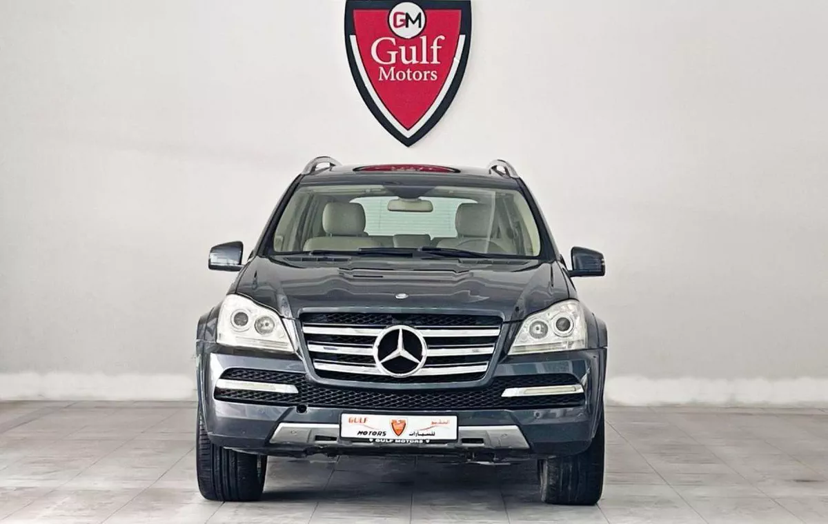 Mercedes Benz GL500 STANDARD STD 4.7L-8CYL 4MATIC - FULL OPTION EXCELLENT CONDITION GCC SPECIFICATION-1-0