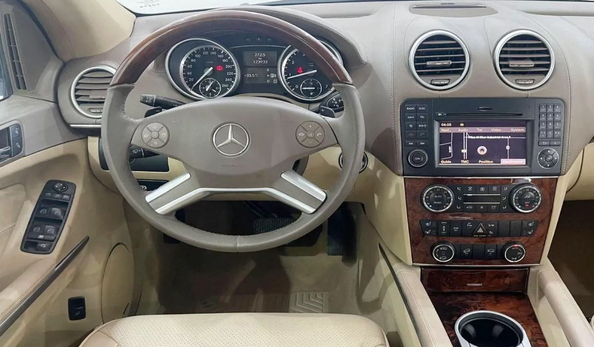Mercedes Benz GL500 STANDARD STD 4.7L-8CYL 4MATIC - FULL OPTION EXCELLENT CONDITION GCC SPECIFICATION-7-0