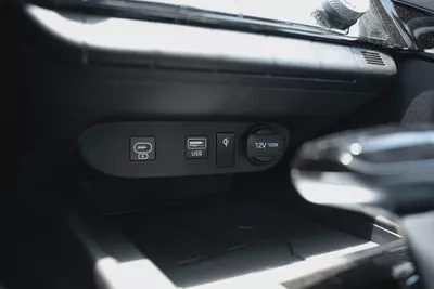 HYUNDAI ELANTRA GLX ELITE 2025 CHINESE SPECS-18