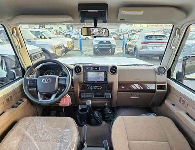 Toyota Land Cruiser Pick Up LC79 STD-E / DOUBLE CABIN MANUAL / 2.8L V4 DIESEL 4WD / SNORKEL (CODE # STD-E)-12