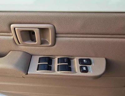 Toyota Land Cruiser Pick Up LC79 STD-E / DOUBLE CABIN MANUAL / 2.8L V4 DIESEL 4WD / SNORKEL (CODE # STD-E)-17