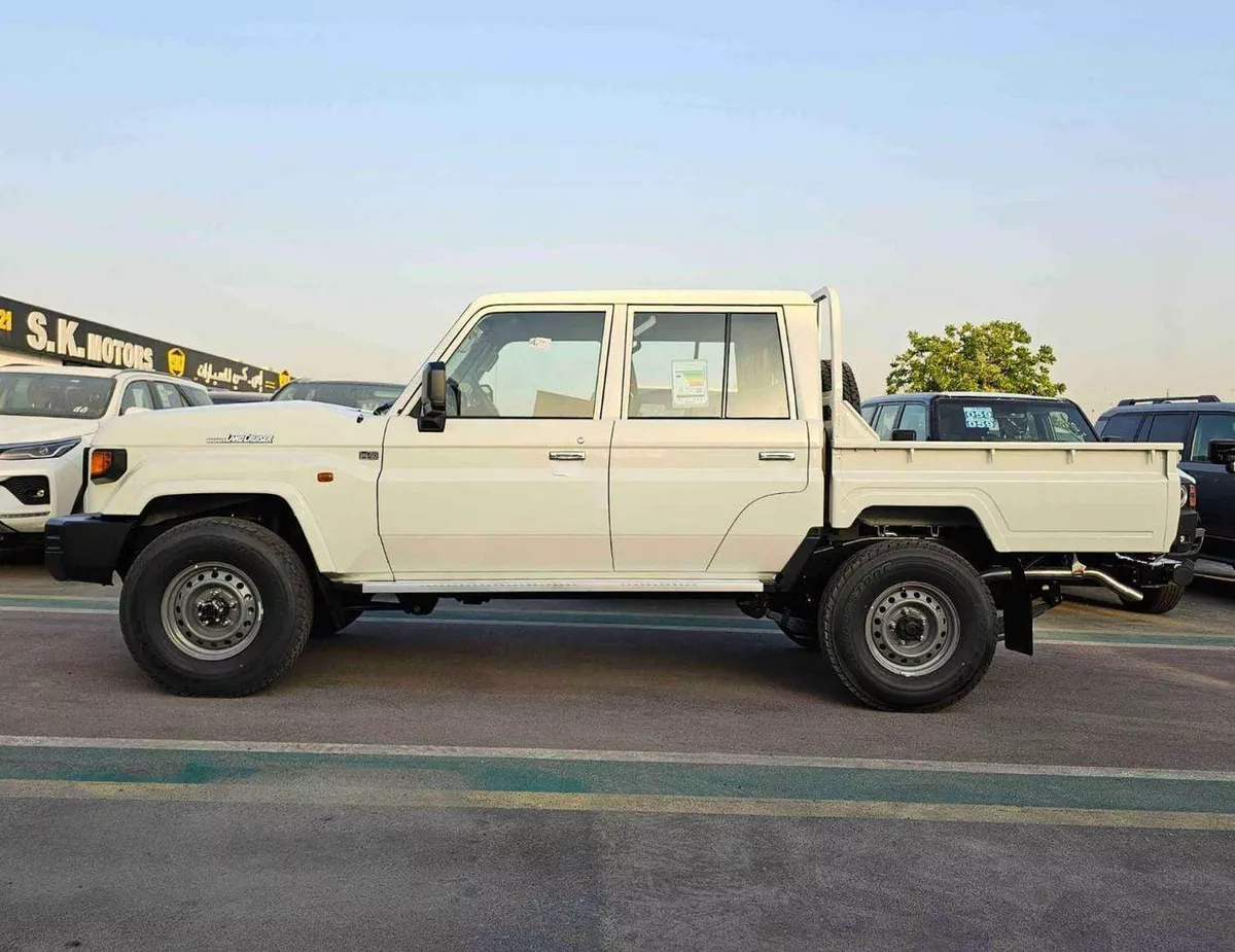 Toyota Land Cruiser Pick Up LC79 STD-E / DOUBLE CABIN MANUAL / 2.8L V4 DIESEL 4WD / SNORKEL (CODE # STD-E)-2-0