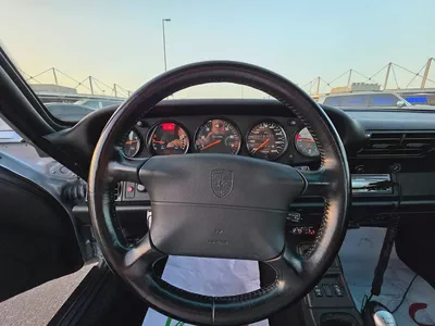 Porsche 911 Carrera 1995 | Classic Air-Cooled 993 | American Specs-11