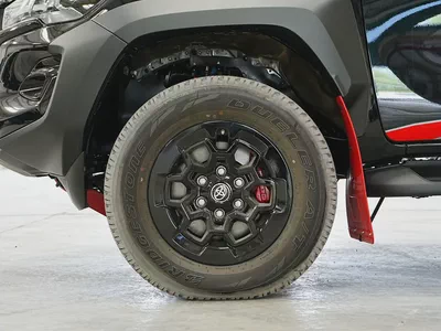 Toyota Hilux GR Sport 2026 GCC Specs - Brand New-14