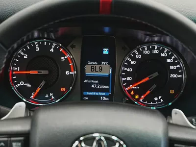 Toyota Hilux GR Sport 2026 GCC Specs - Brand New-8