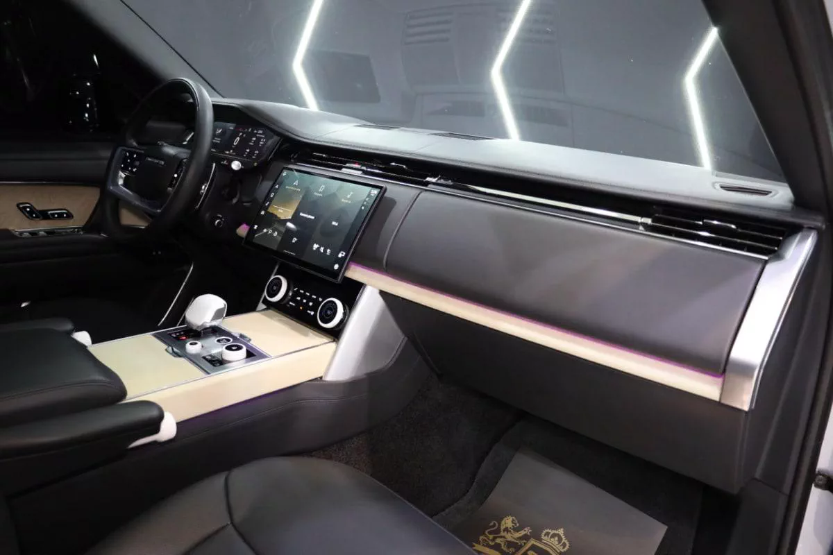 Land Rover Range Rover Vogue SV-7-7