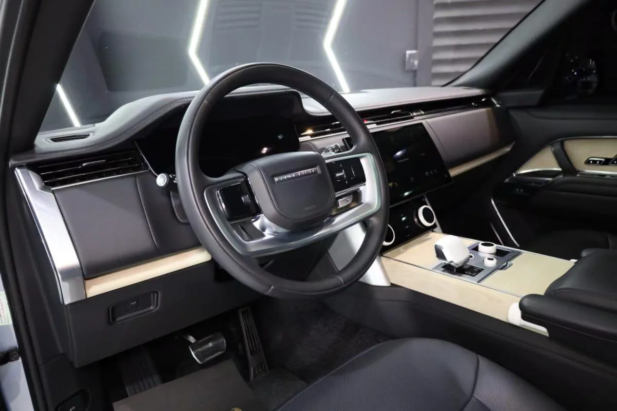 Land Rover Range Rover Vogue SV-9-9