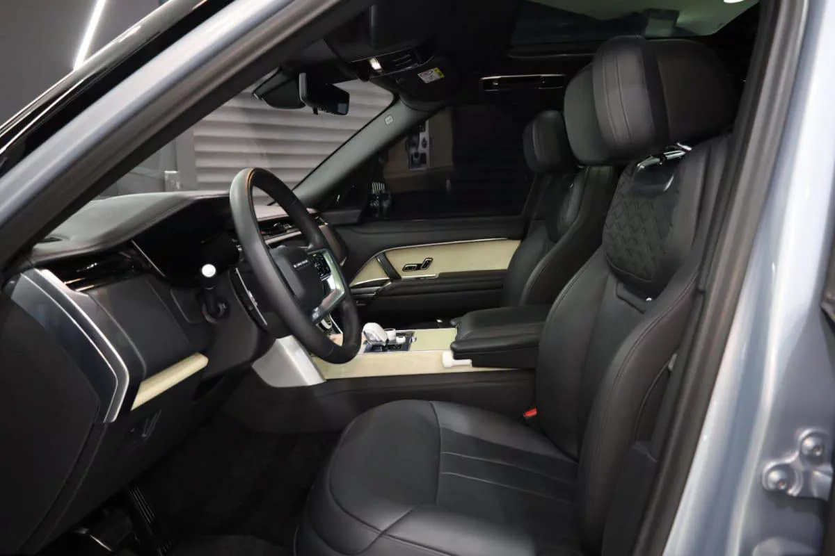 Land Rover Range Rover Vogue SV-3-3