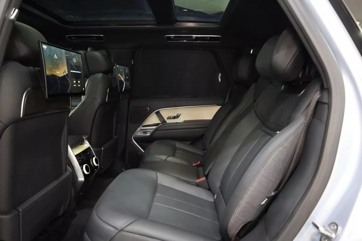 Land Rover Range Rover Vogue SV-10-10