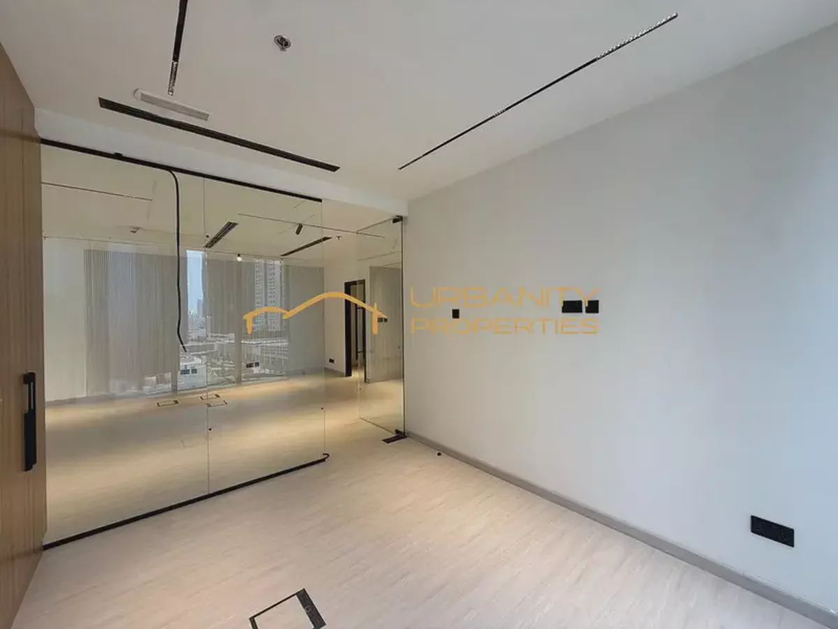Fully Fitted Office | 2 Parking | Prime Business Bay Location-2-2
