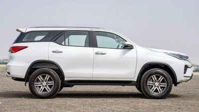 Toyota Fortuner EXR Toyota Fortuner 2.4L Diesel 4X4 MY2025-1