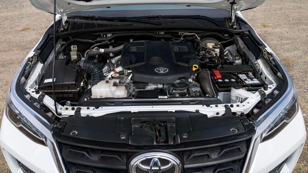 Toyota Fortuner EXR Toyota Fortuner 2.4L Diesel 4X4 MY2025-9-0