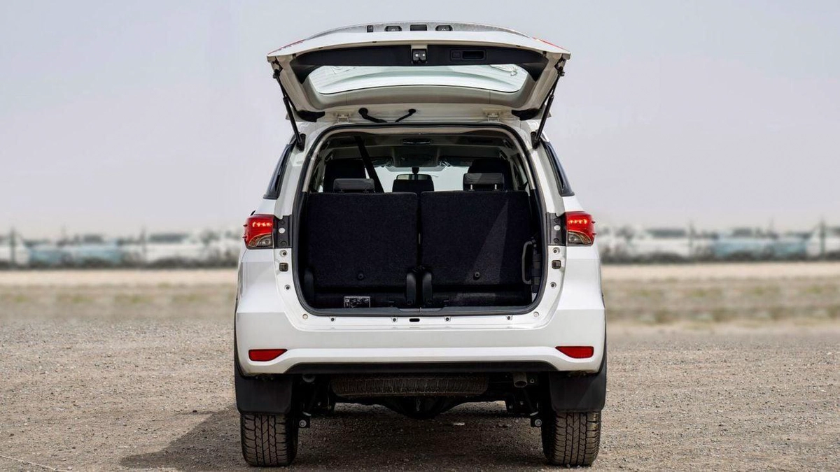 Toyota Fortuner EXR Toyota Fortuner 2.4L Diesel 4X4 MY2025-5-0