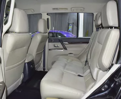 AED 1,190 EMi at 0% DP | Mitsubishi Pajero GLS ( 2020 Model ) in Black Color GCC Specs-15
