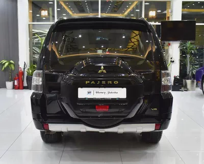 AED 1,190 EMi at 0% DP | Mitsubishi Pajero GLS ( 2020 Model ) in Black Color GCC Specs-4