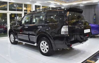 AED 1,190 EMi at 0% DP | Mitsubishi Pajero GLS ( 2020 Model ) in Black Color GCC Specs-6