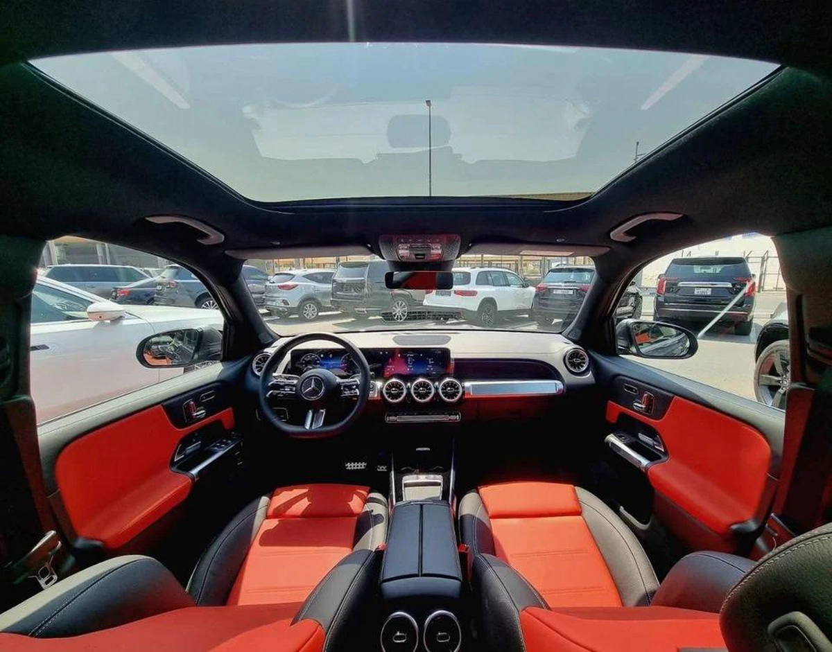 Mercedes Benz GLB200 AMG SUV 7 Seater Under Warranty 2025 GCC - AED 205,000-13-13