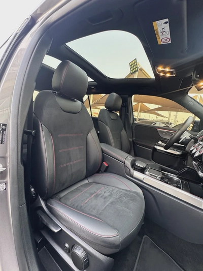 Mercedes Benz GLB250 4MATIC AMG 2022 fully loaded-15